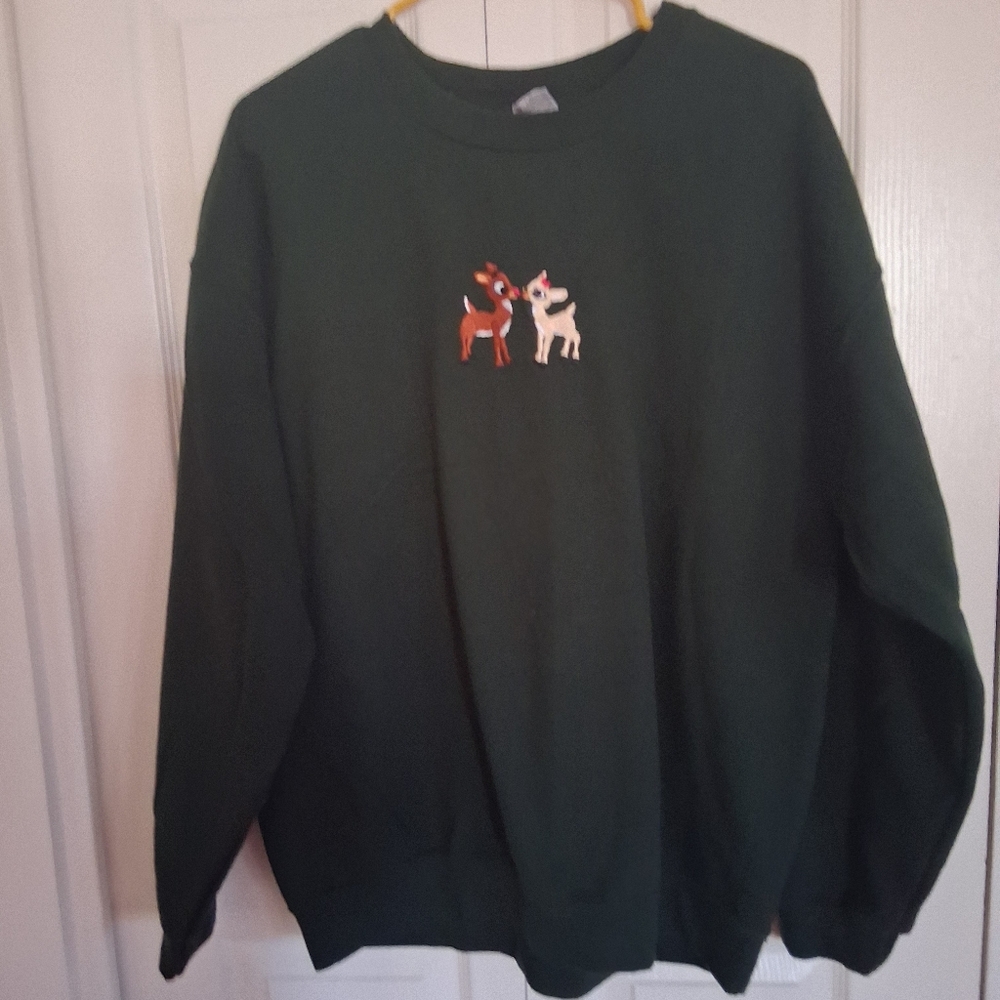 Green Sweatshirt with Embroidered Design